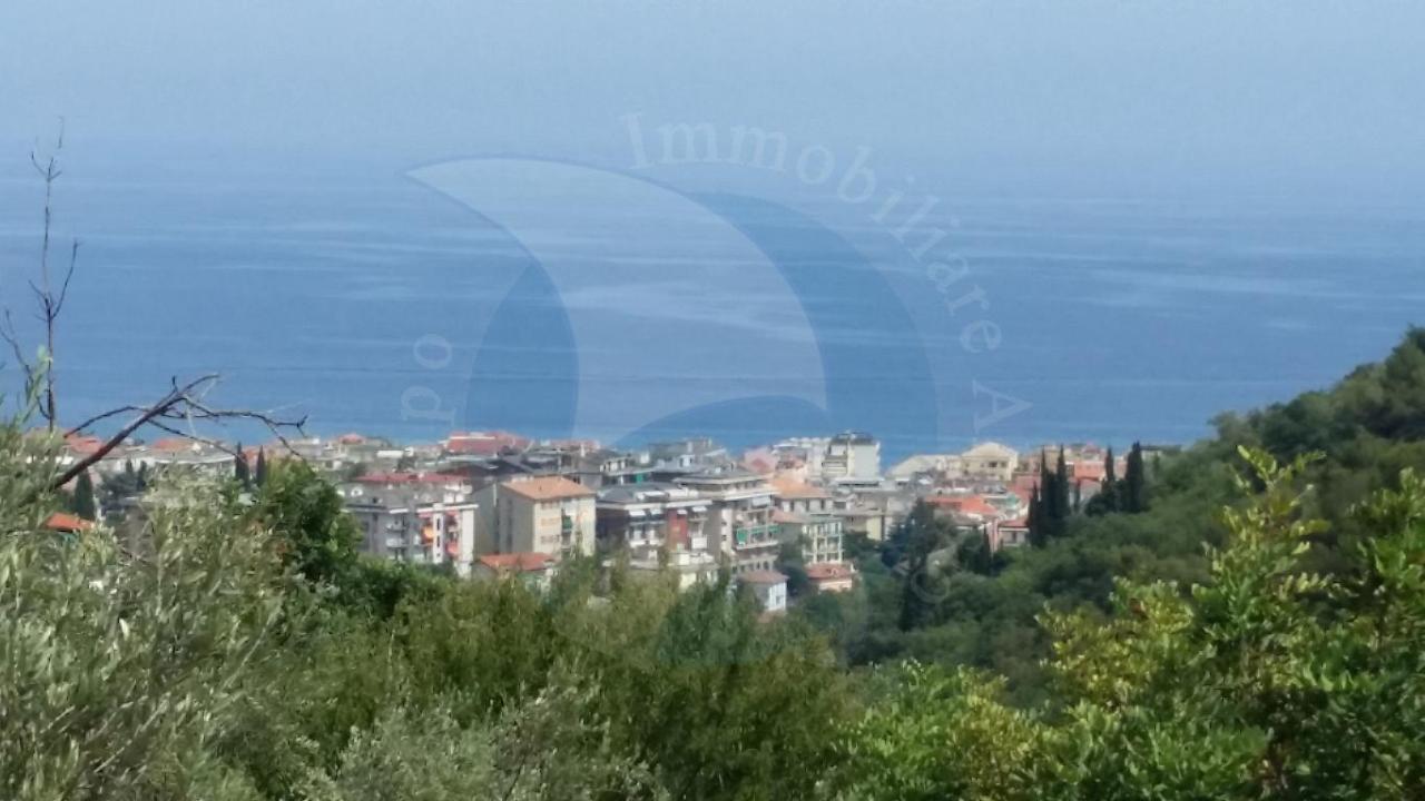 Vendita Esavani, Alassio foto