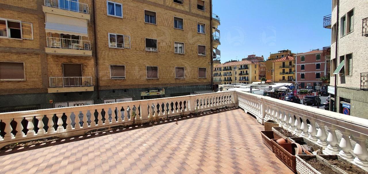 Vendita Bivani, Alassio foto