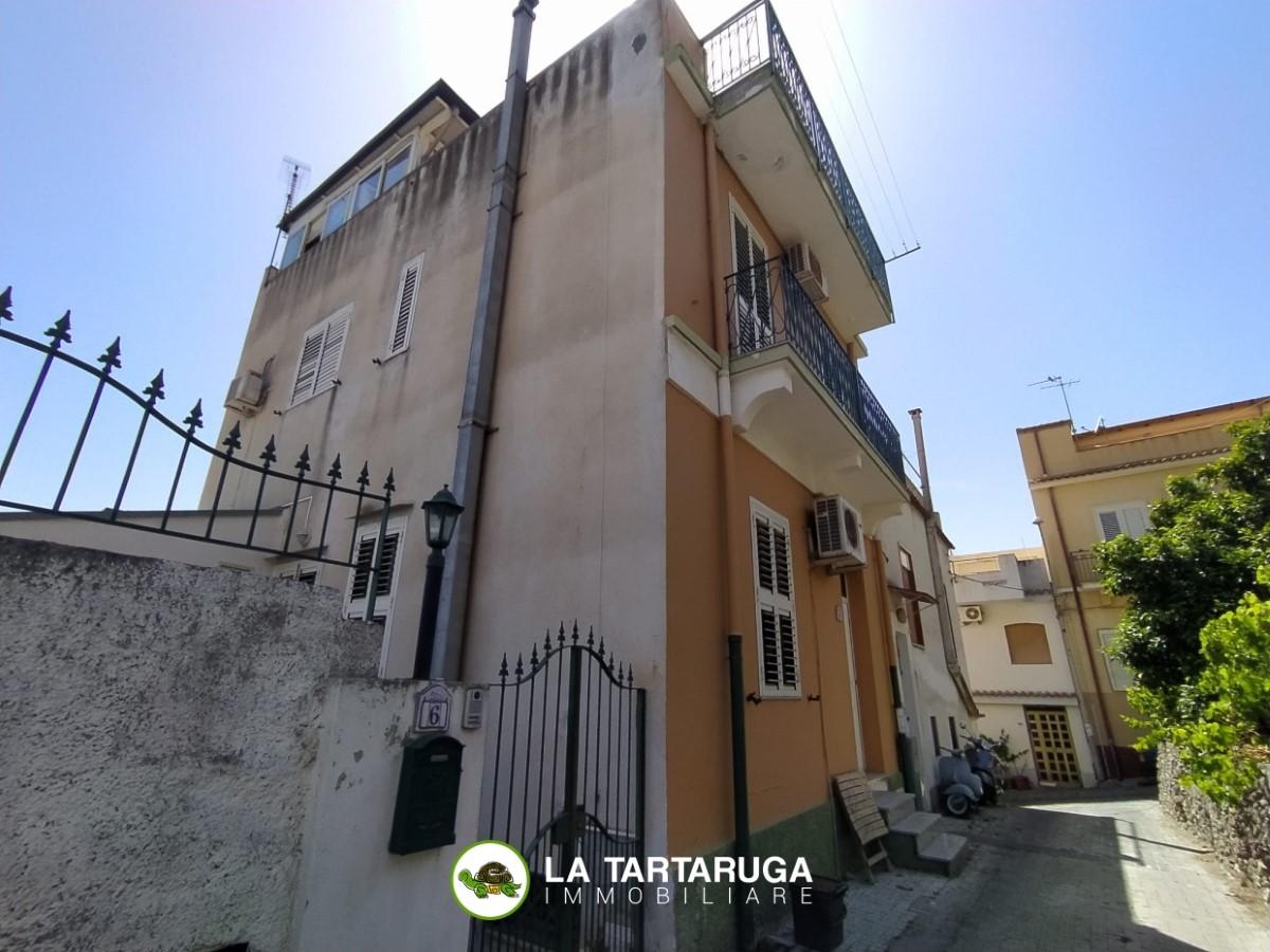 Vendita Pentavani, Pagliara foto