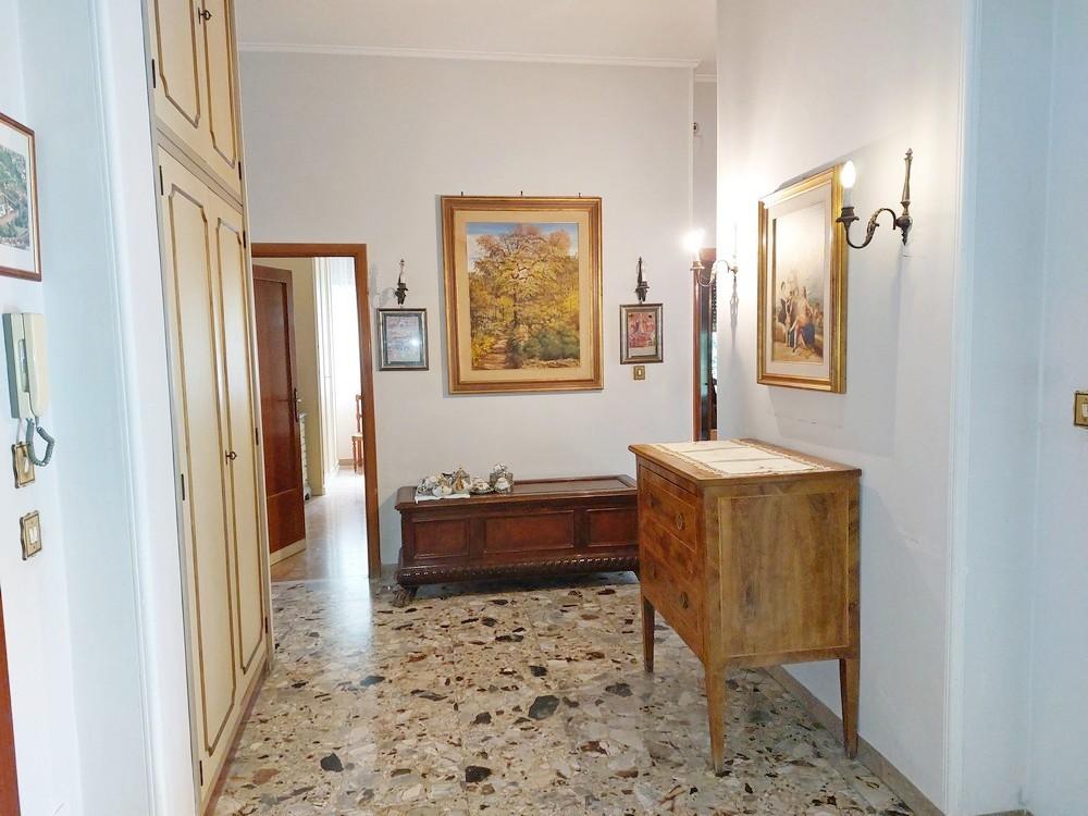 Vendita Pentavani, Siena foto