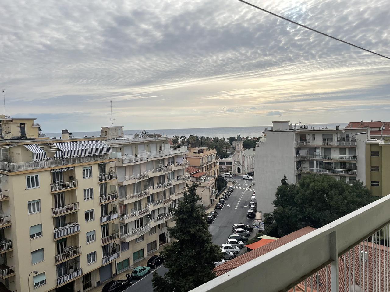 Vendita Esavani, Sanremo foto