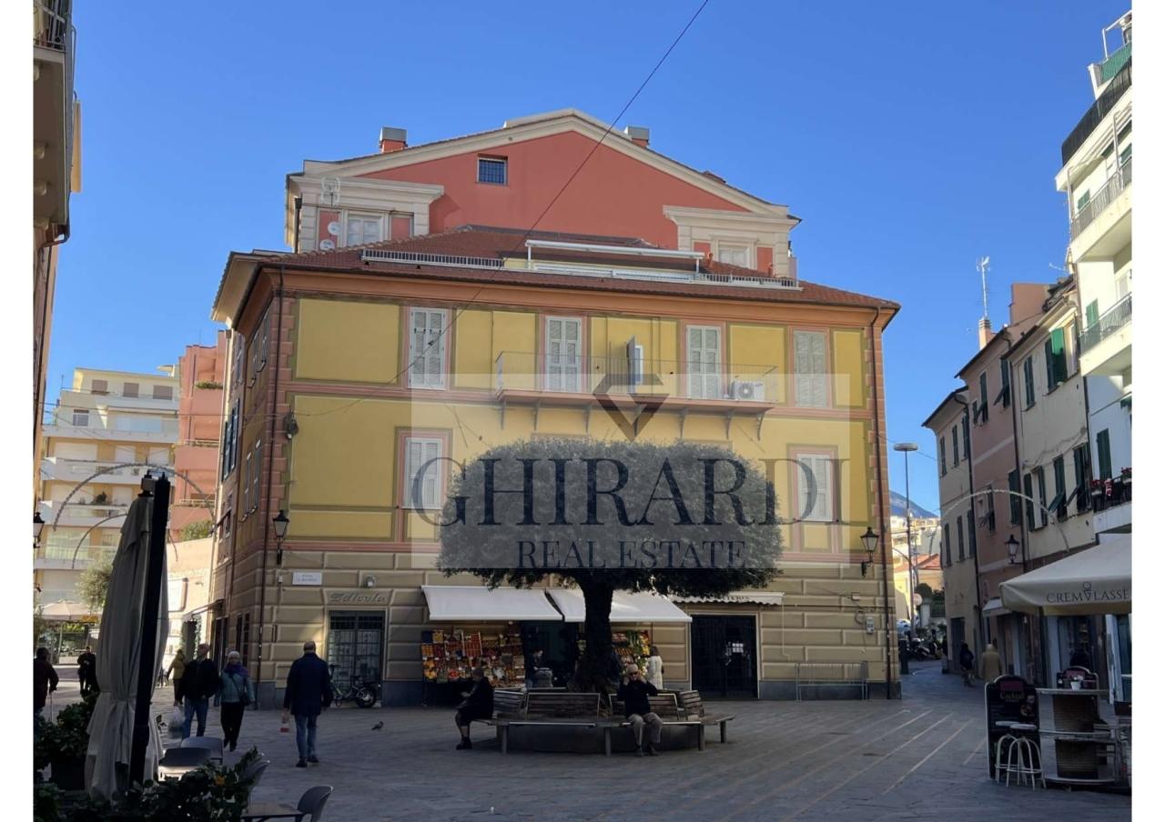 Vendita Trivani, Loano foto