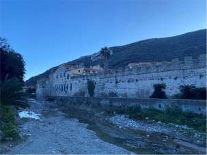 Vendita vendita, Finale Ligure Vendita vendita, Finale Ligure