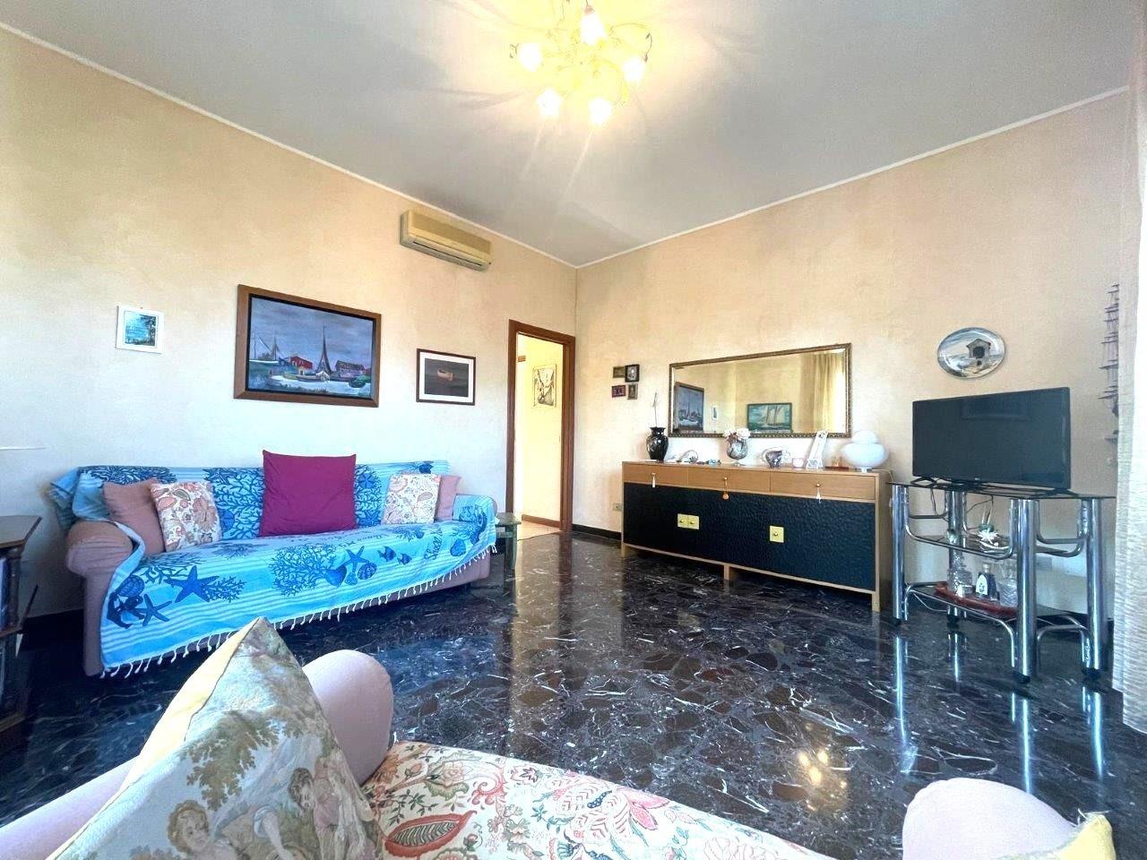 Vendita Quadrivani, Alassio foto