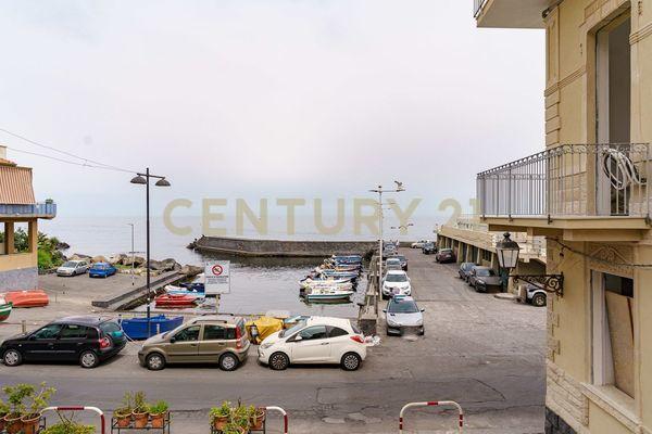 Vendita Bivani, Aci Castello foto
