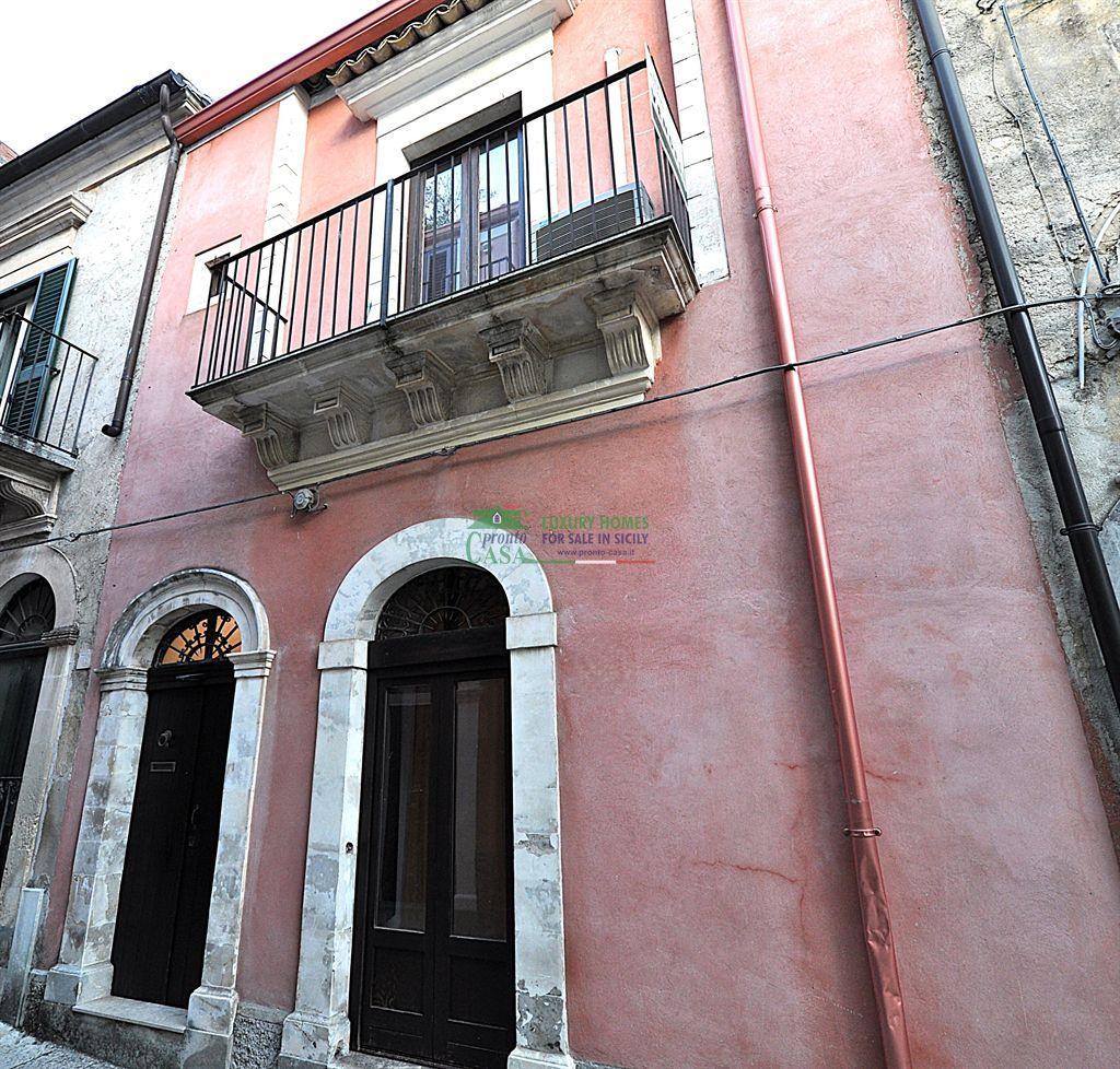Vendita Casa Indipendente, Ragusa foto