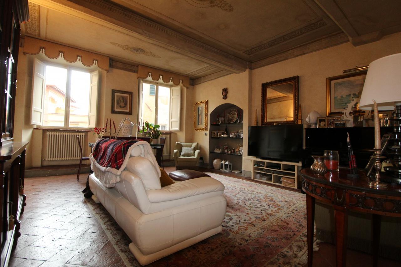 Vendita Pentavani, Siena foto