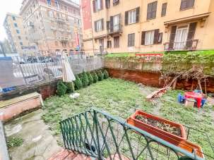 Vendita Multivani, Genova
