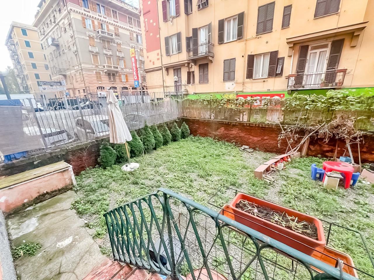 Vendita Multivani, Genova foto