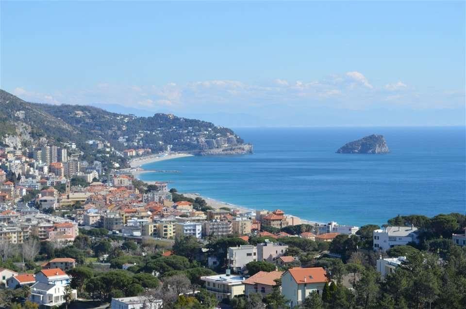 Affitto affitto, Spotorno foto