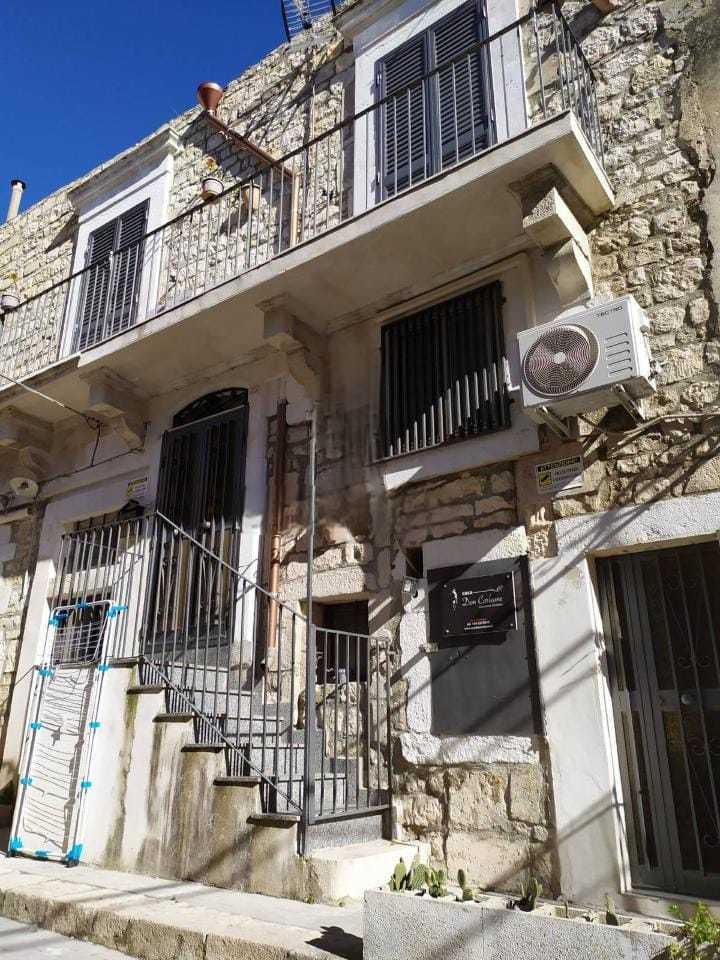 Vendita Esavani, Modica foto