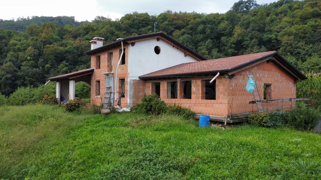 Vendita Case, Chiampo foto