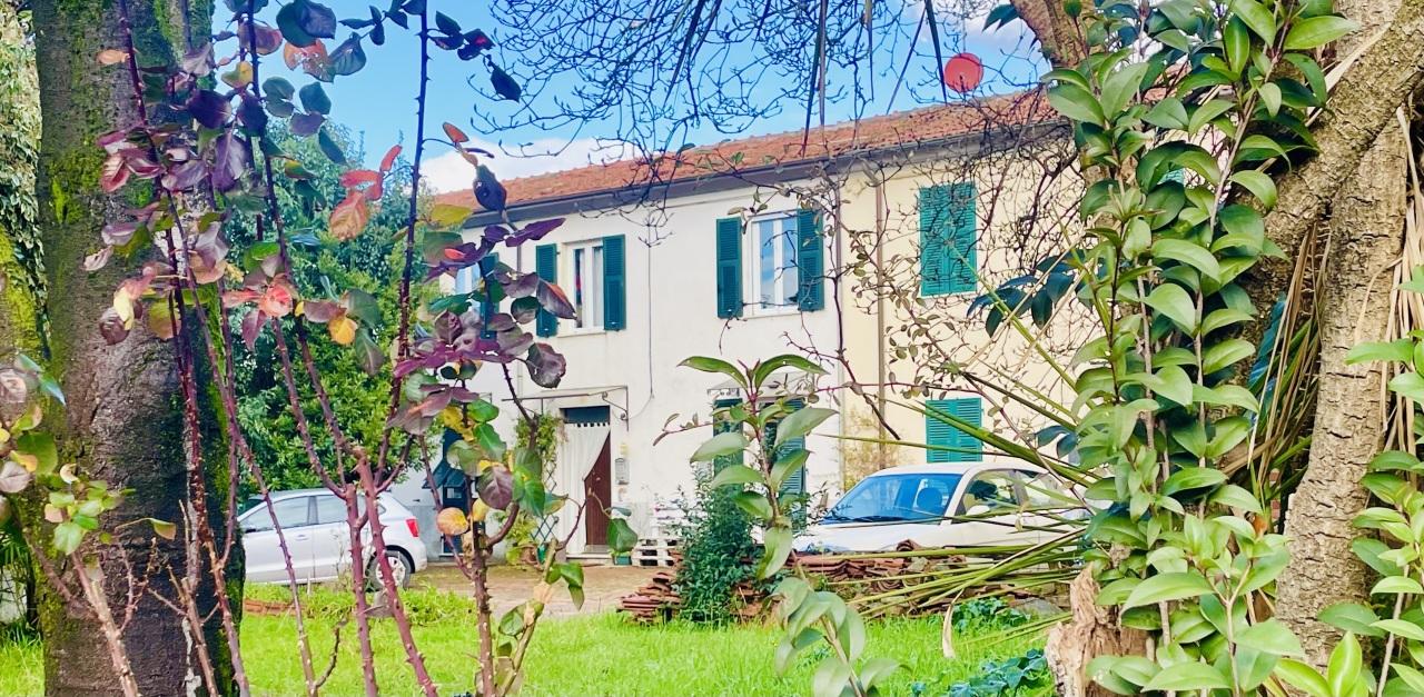 Vendita Quadrivani, Sarzana foto
