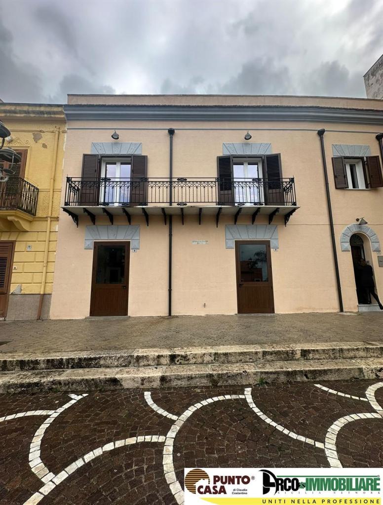 Affitto Negozio, Capaci foto
