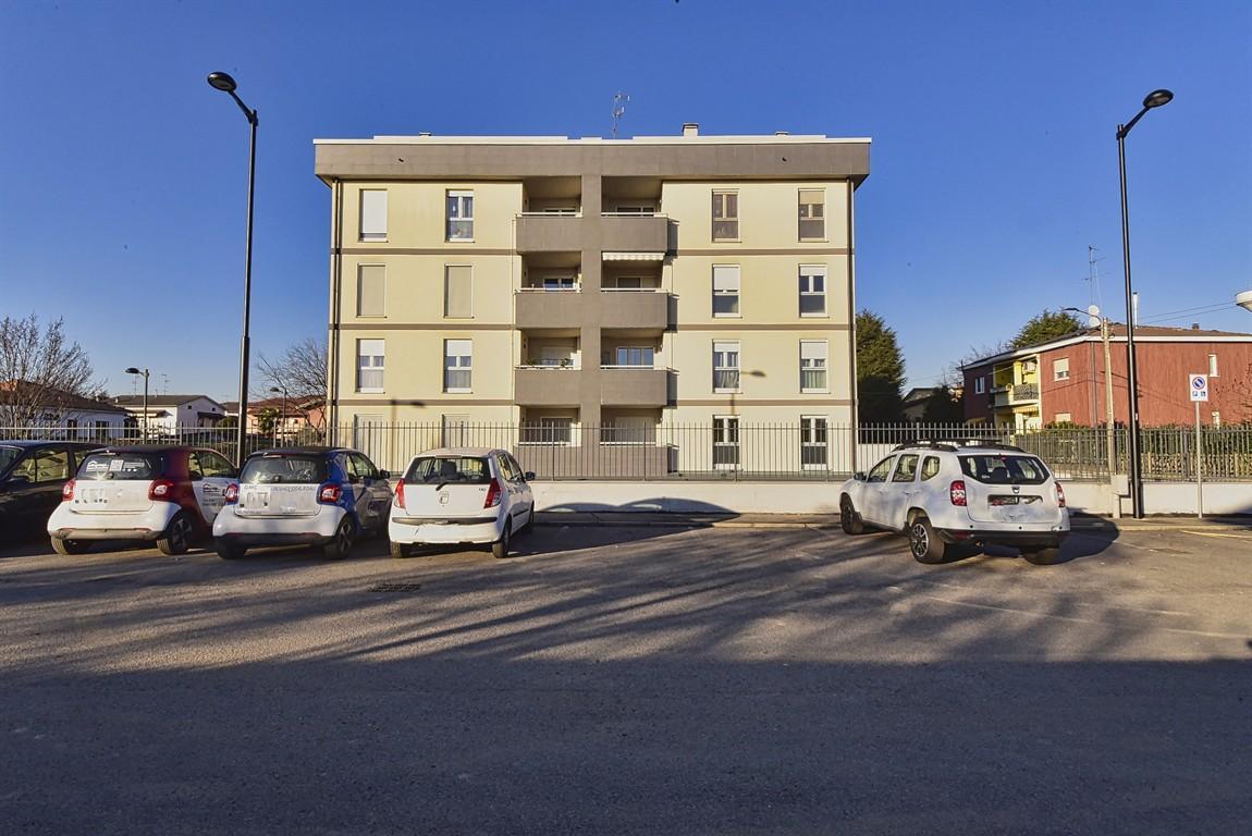 Vendita Appartamento, Solaro foto