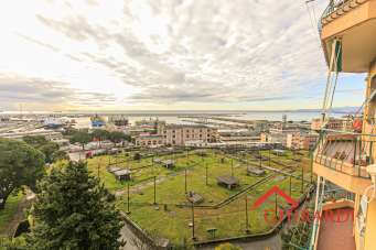 Vendita Esavani, Genova