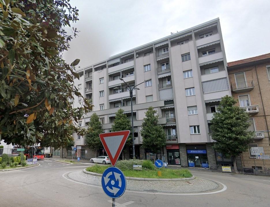 Affitto Negozio, Asti foto