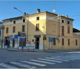 Vendita Esavani, Trino Vendita Esavani, Trino