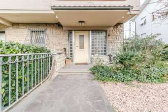Vendita Casa indipendente, Fucecchio Vendita Casa indipendente, Fucecchio