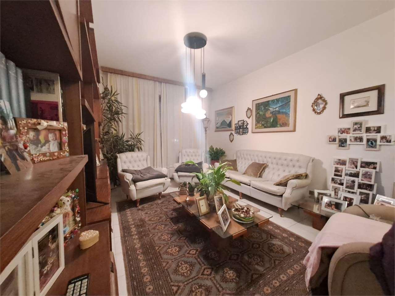 Vendita vendita, Carrara foto