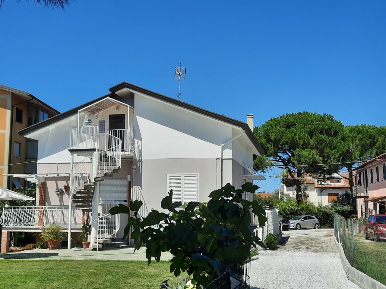 Vendita Multivani, Sarzana foto