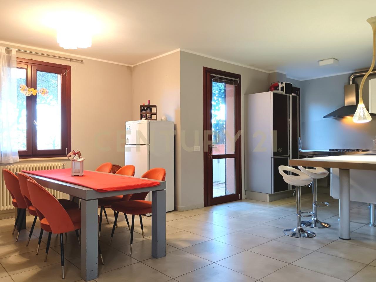 Vendita Multivani, Castiglione d'Orcia foto