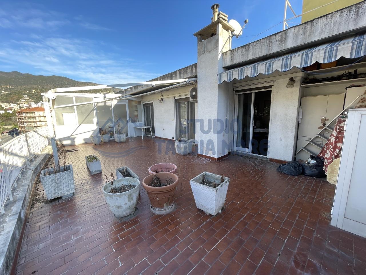 Vendita Quadrivani, Sanremo foto