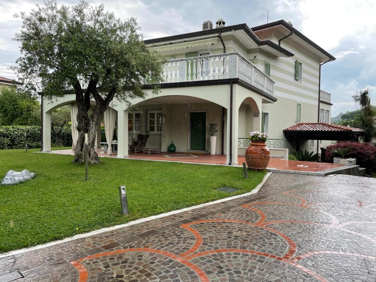 Vendita Villa, Carrara foto