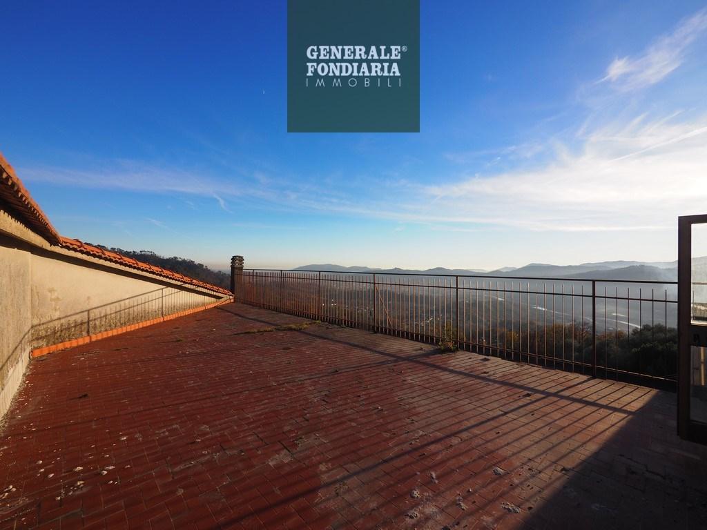 Vendita Appartamento, Podenzana foto