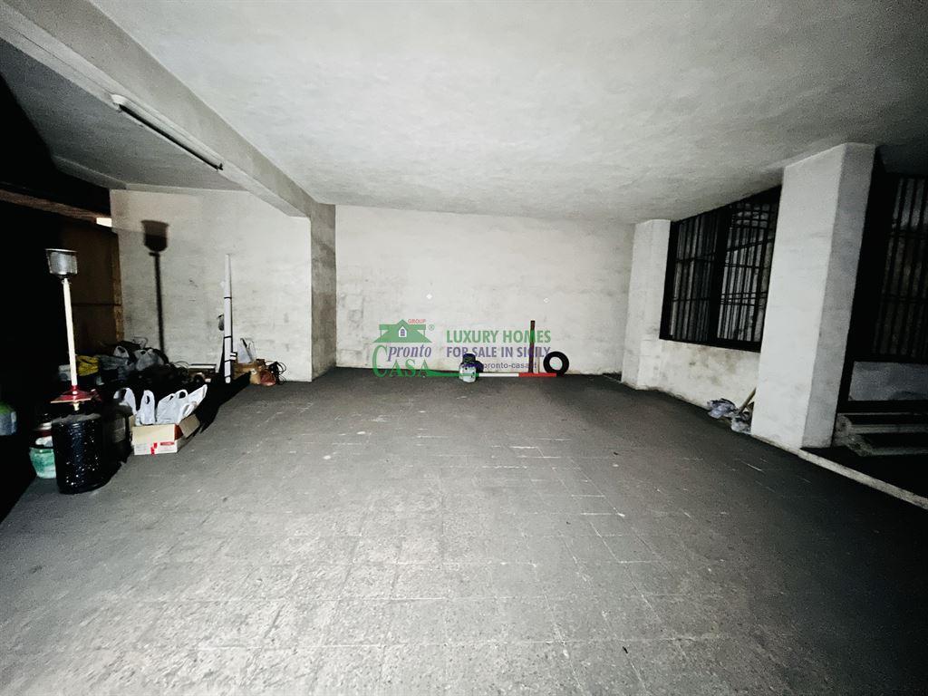 Vendita Magazzino, Comiso foto