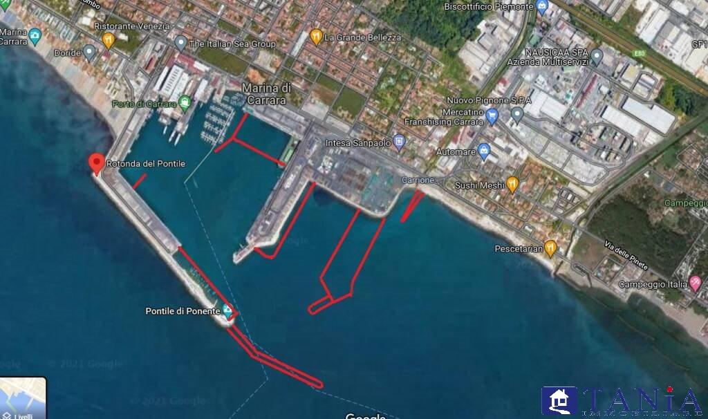 appartamento in vendita a Carrara in zona Marina di Carrara