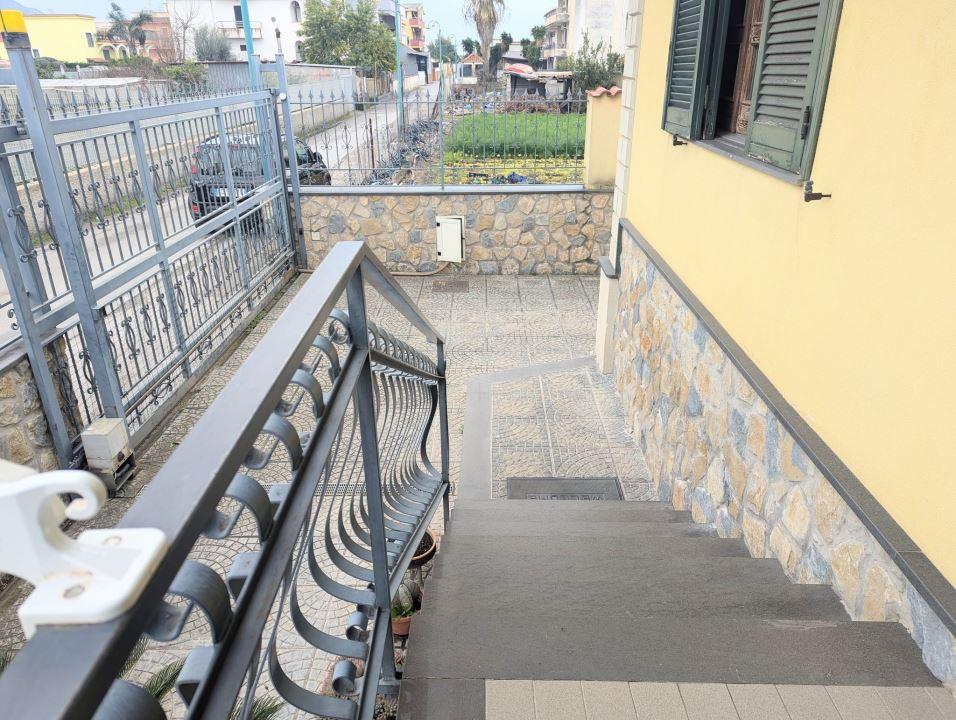 Vendita Quadrivani, Torre Annunziata foto
