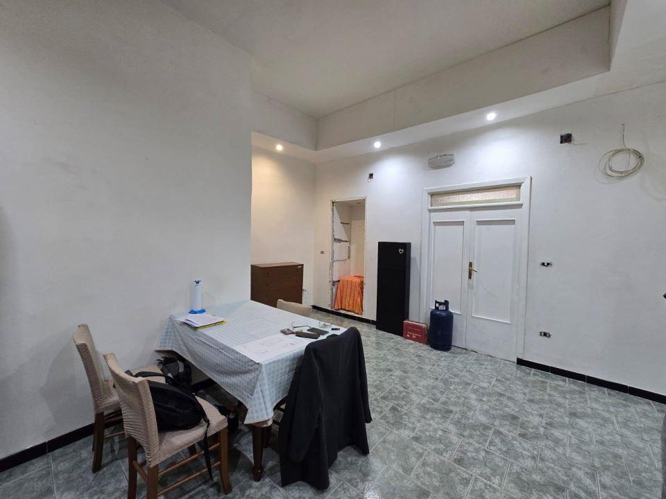 Vendita Bivani, Napoli foto
