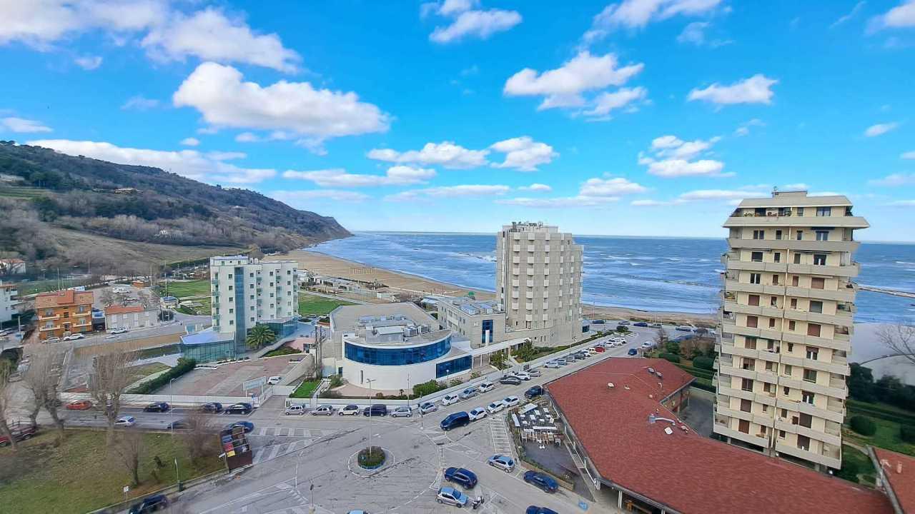 Vendita Eptavani, Pesaro foto