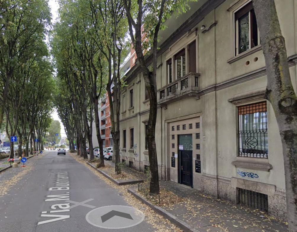 Vendita Magazzino, Monza foto