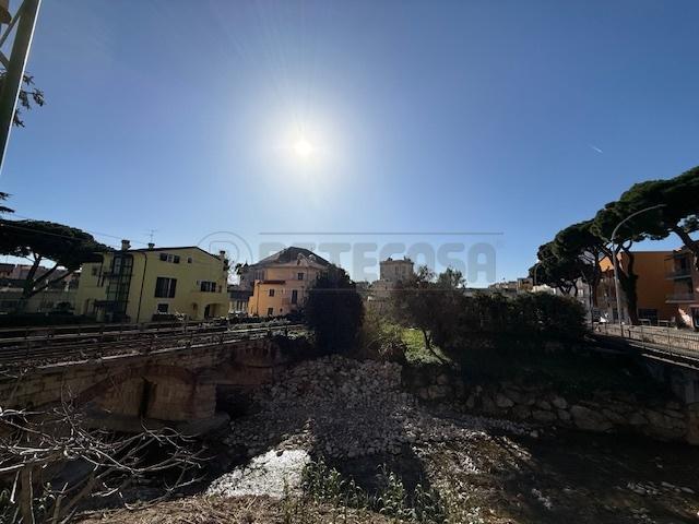 Vendita Quadrivani, Loano foto