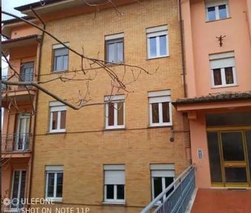 Vendita Multivani, Camerino foto