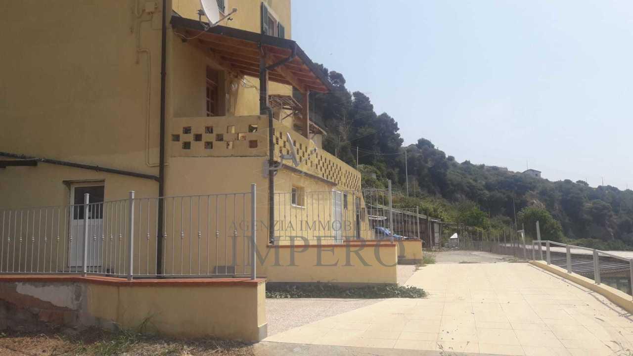 Vendita Bivani, Ventimiglia foto