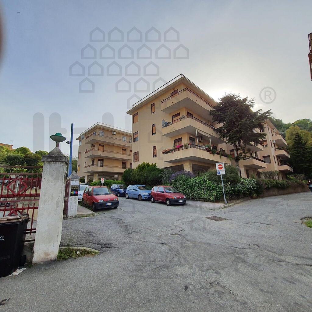 Vendita Quadrivani, Messina foto