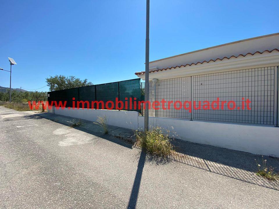 Vendita Villa bifamiliare, Monte Sant'Angelo foto