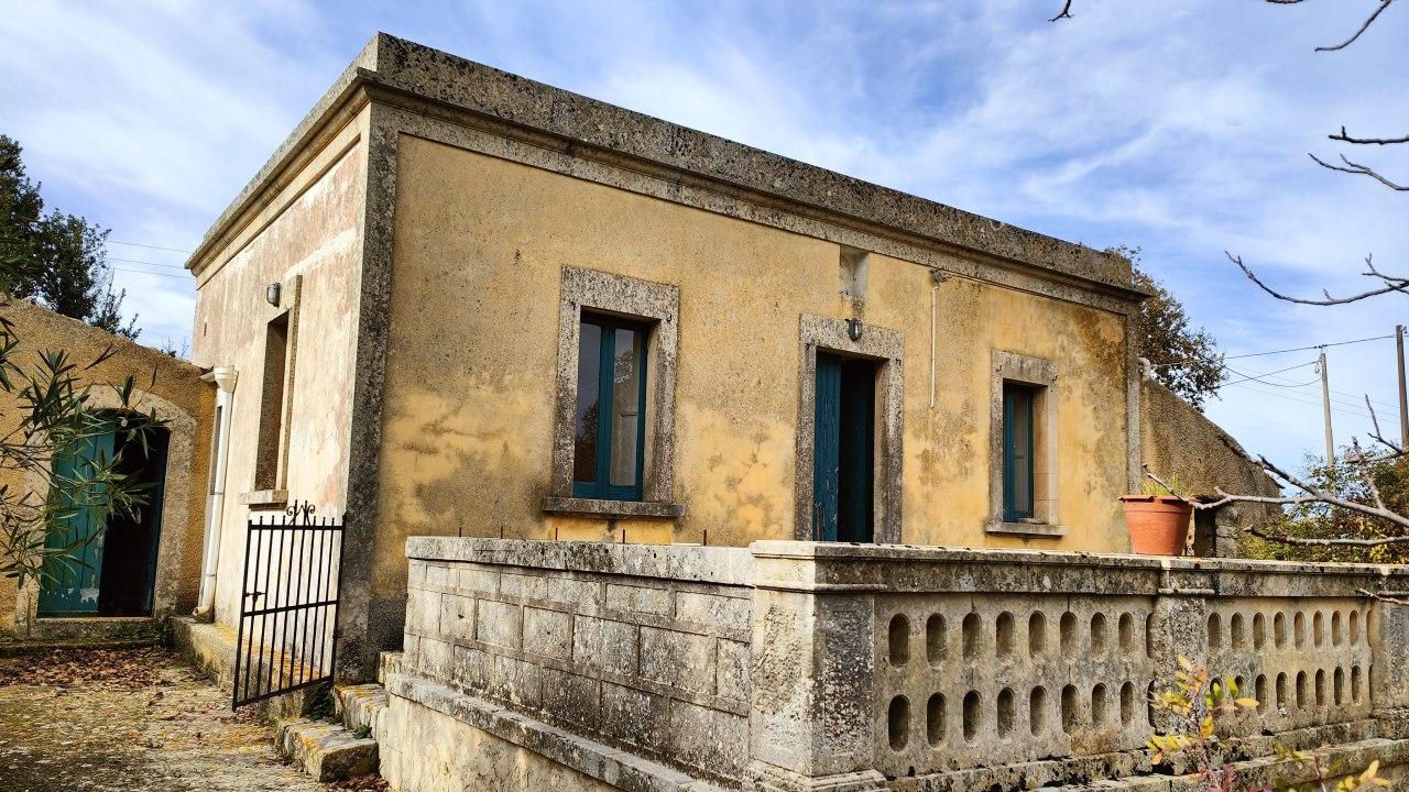 Vendita Quadrivani, Noto foto