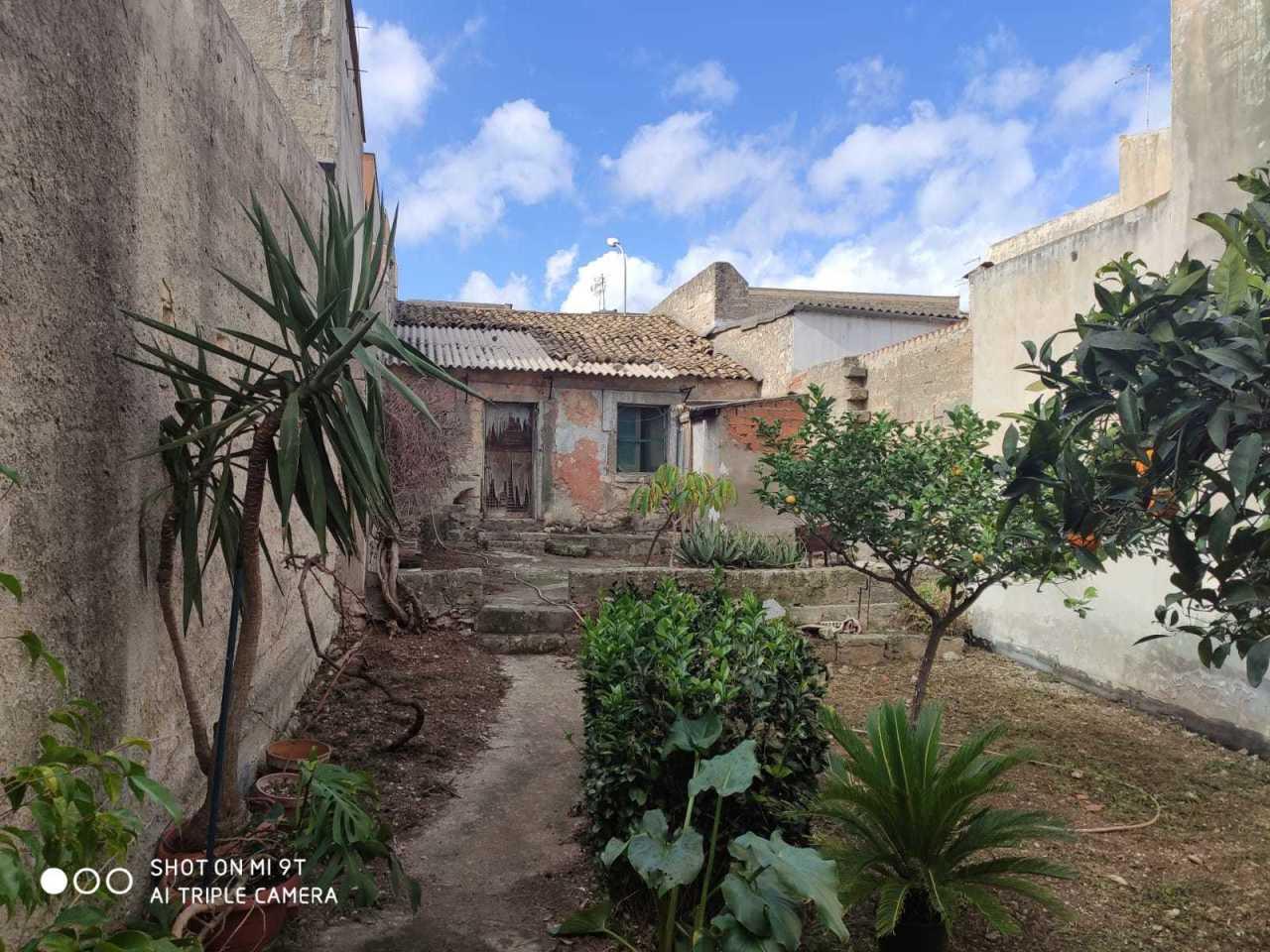 appartamento in vendita a Siracusa in zona Belvedere