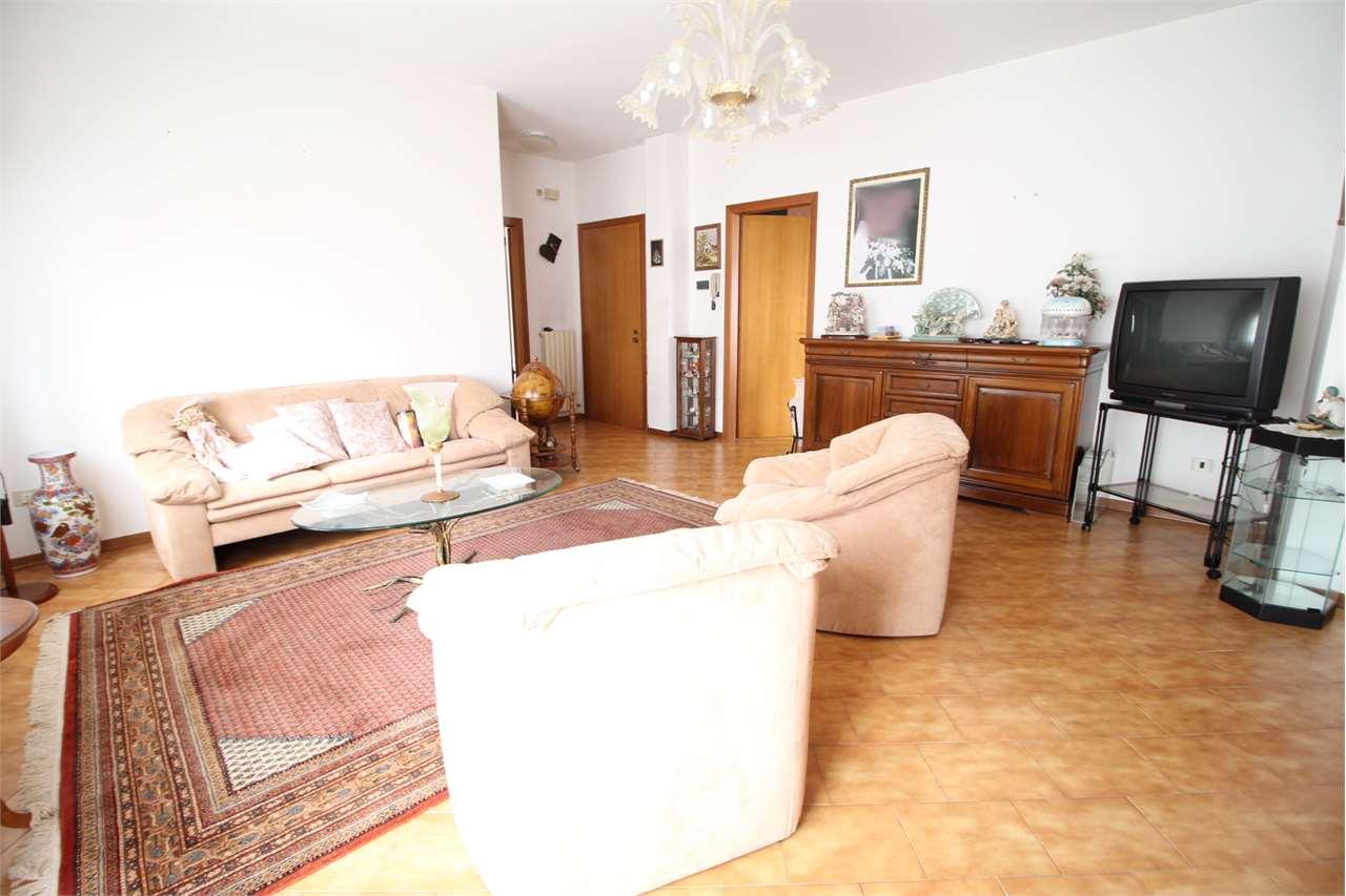Vendita vendita, Vallefoglia foto