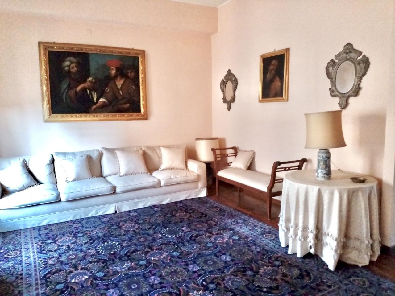 Vendita Quadrivani, Ancona foto