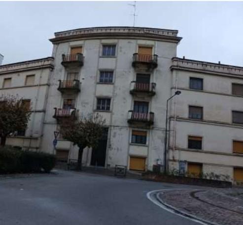 Vendita Quadrivani, Valenza foto