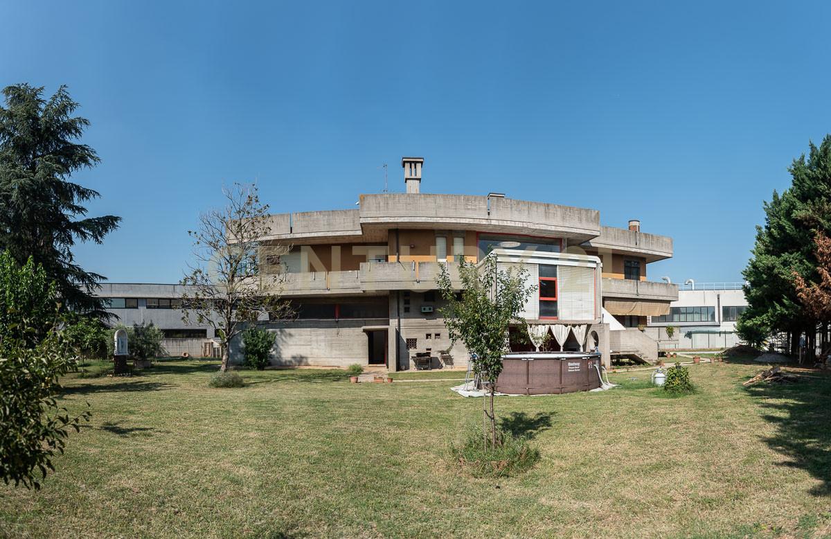 Vendita Ville, Lavagno foto