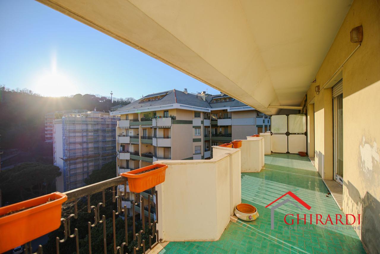 Vendita Eptavani, Genova foto