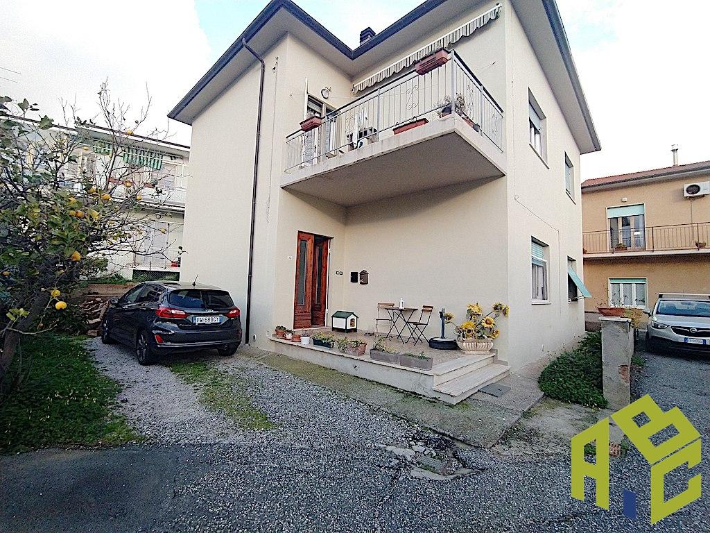 Vendita Quadrivani, Rosignano Marittimo foto
