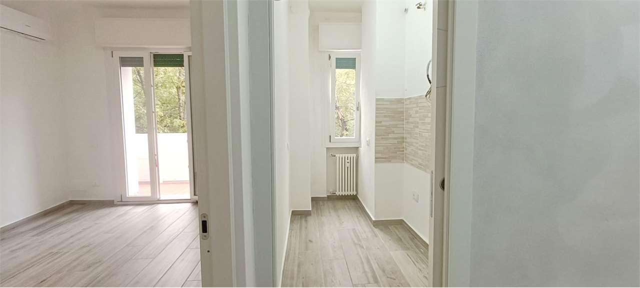 Vendita vendita, Modena foto
