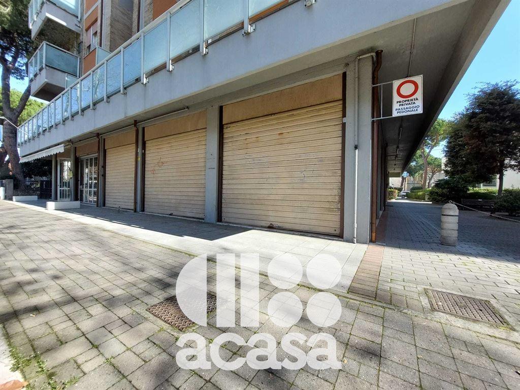 Vendita Negozio, Cesenatico foto